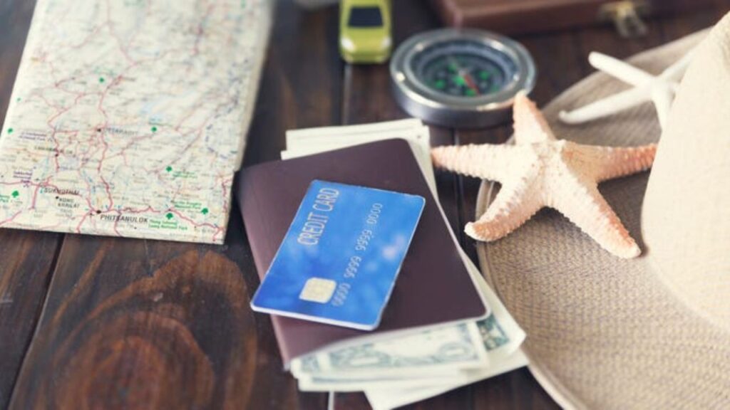 7 Best Credit Cards For International Travel in India 2025